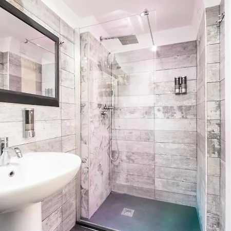 Vatican36 Pensión Roma