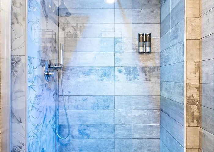 Πανσιόν Vatican36 4*