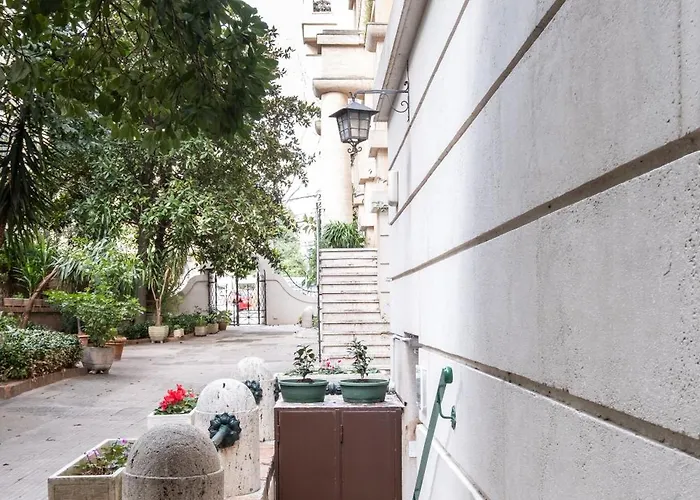 Vatican36 Πανσιόν 4*